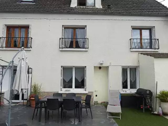 Maison location à Montreuil-aux-Lions, Aisne