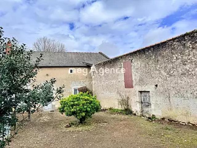 Maison vente à Saumur, Montreuil-bellay
