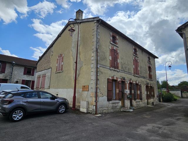 Maison vente à Montreuil-sur-Blaise, Haute-Marne