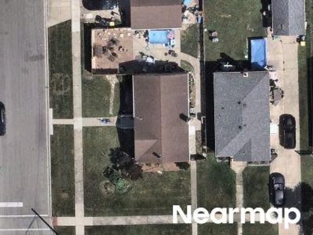 House for sale in Schiller Park, Illinois