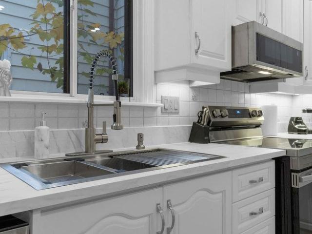 House for rent in University—Rosedale, Toronto