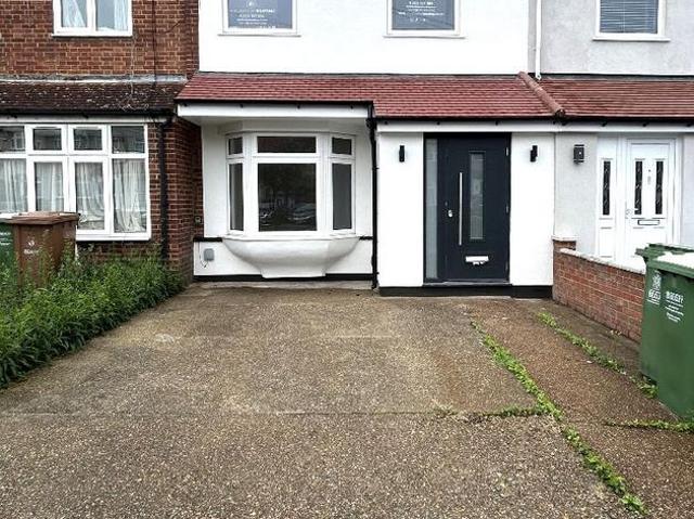 House for rent in Falconwood, Greater London