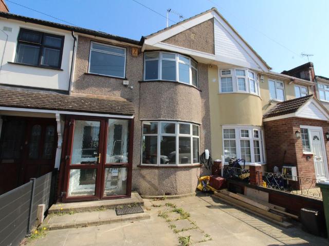 House for rent in Falconwood, Greater London