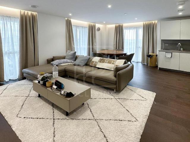Apartment for rent in Nine Elms, Greater London