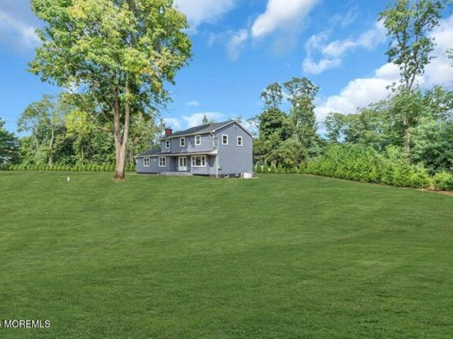 House for sale in Colts Neck