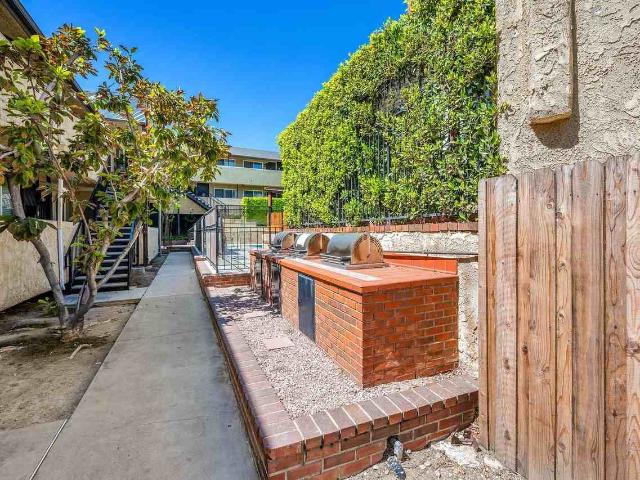 Apartment for rent in Glendale, California