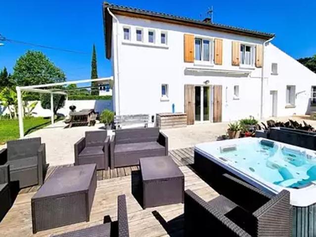 Maison vente à La Rochelle, Montroy