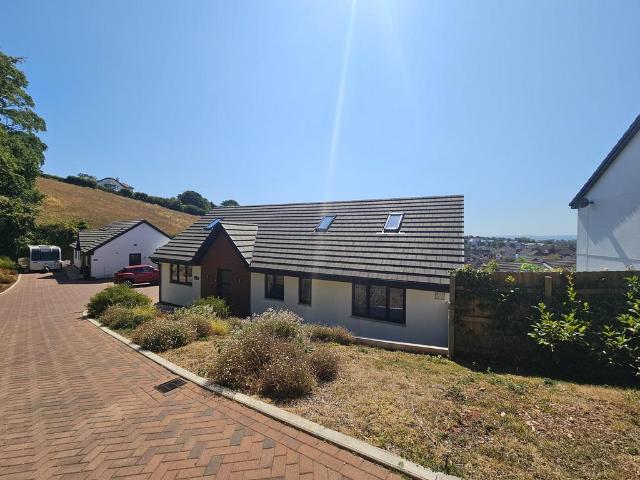 House for rent in Barton, Devon and Torbay