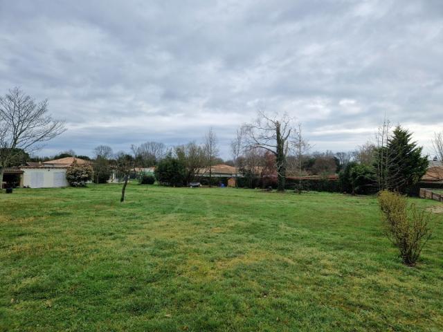 Terrain vente à Bordeaux, Montussan