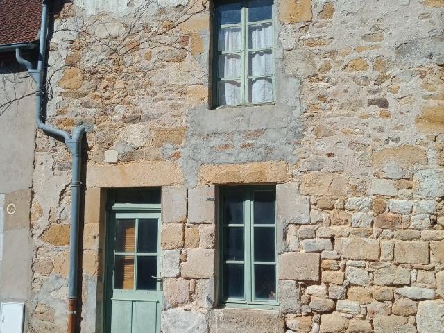 Maison vente à Montluçon, Montvicq