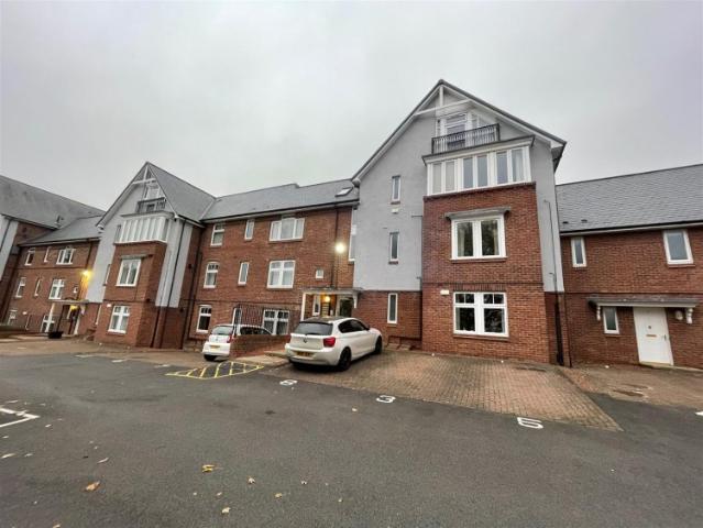 House for rent in Neville's Cross, Isle Of Man