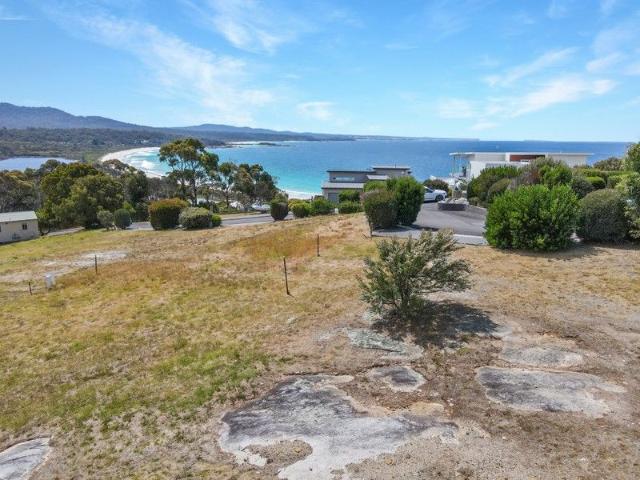 Land for sale in Binalong Bay, Tasmania