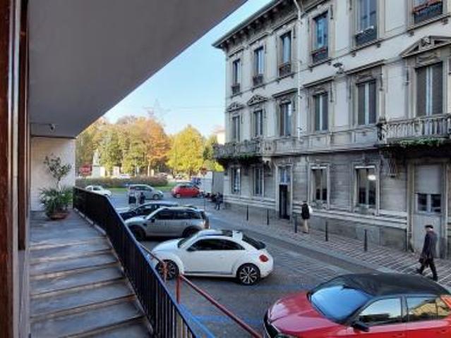 Ufficio in affitto a Monza, Lombardia