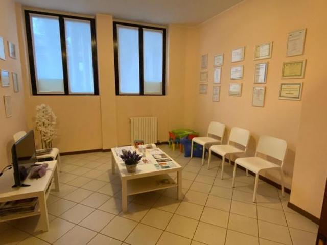 Ufficio in affitto a Monza, Lombardia