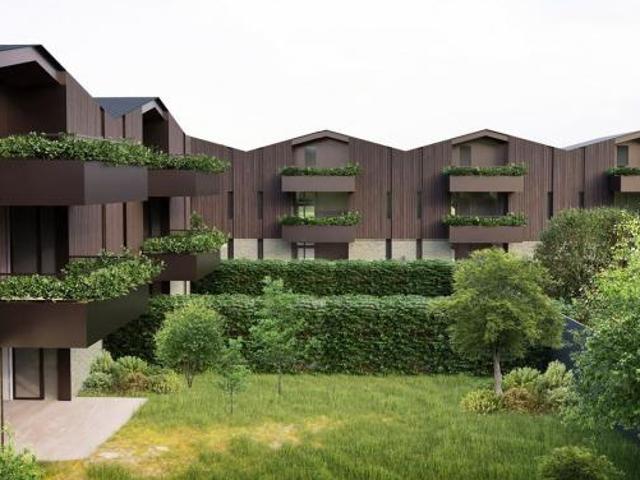 Appartamento in vendita a Monza, Lombardia