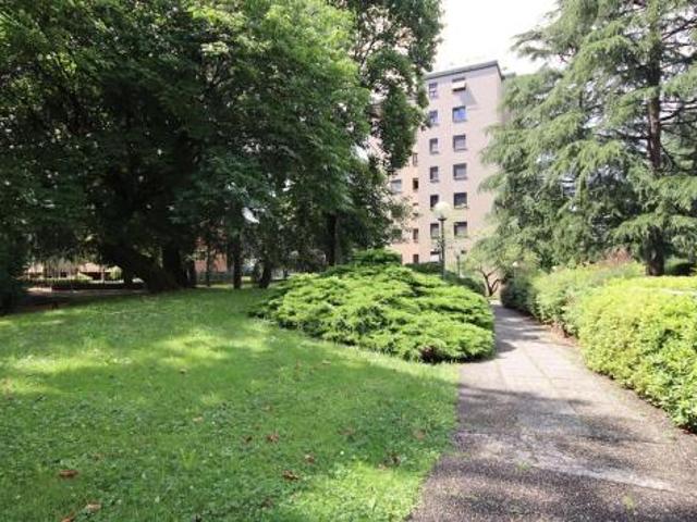 Ufficio in vendita a Monza, Lombardia