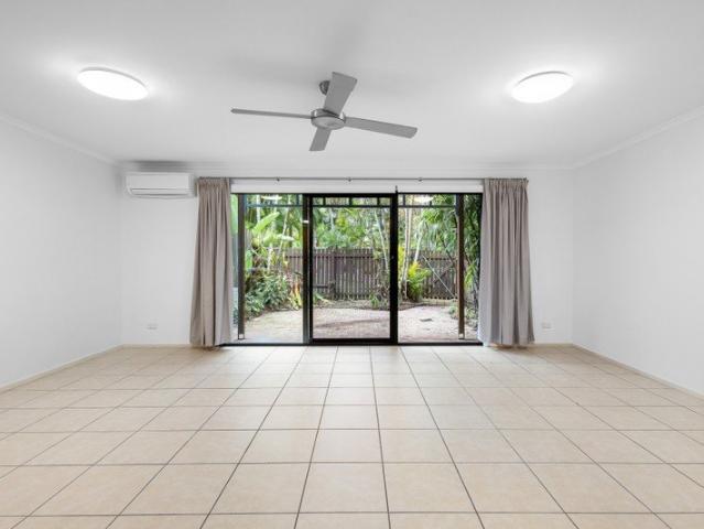 Townhouse for rent in Kings Creek, Queensland