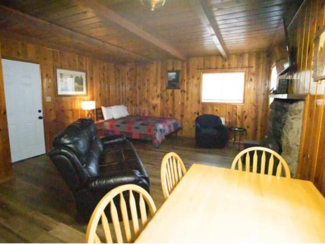 Room for rent in Navajo, Arizona