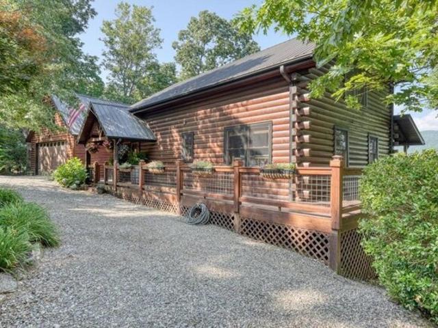 House for sale in Blairsville