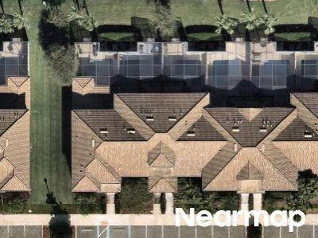 Townhouse for sale in Davenport