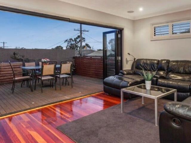 Room for rent in Moonee Ponds, Melbourne