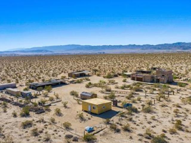 House for sale in Joshua Tree, California