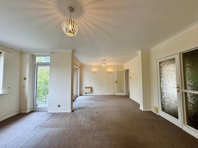 Apartment for rent in Canford Cliffs, Poole