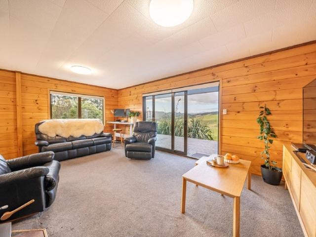 House for rent in Moonshine Valley, Upper Hutt
