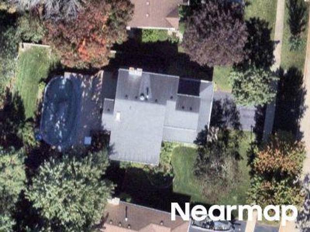 House for sale in Lake in the Hills, McHenry County