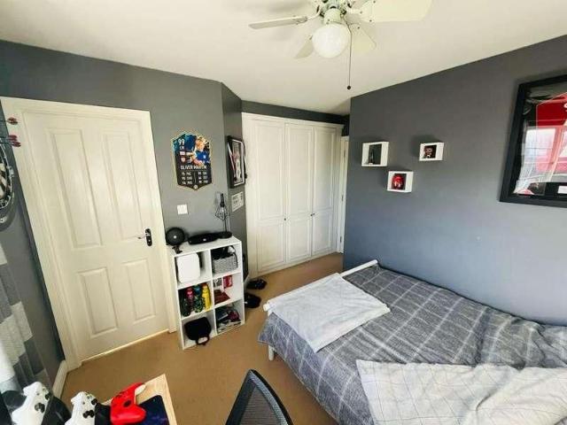 House for rent in Grove Park, Swale