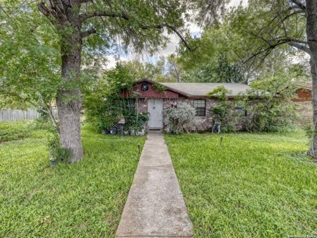 House for sale in Uvalde, Texas