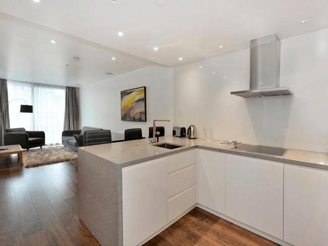 Apartment for rent in Lyons, Greater London