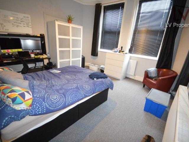 Room for rent in Far Headingley, Headingley