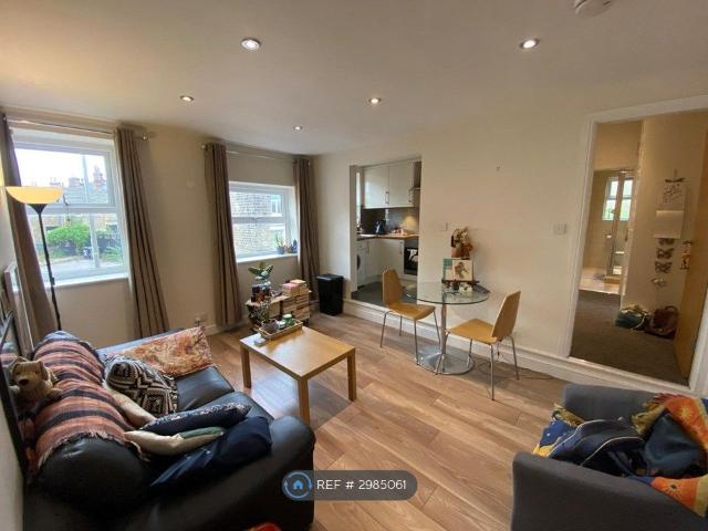 Apartment for rent in Far Headingley, Headingley