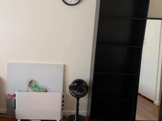 Room for rent in Camerons Creek, Victoria