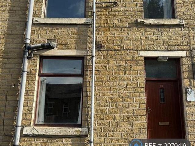 House for rent in Yews Hill, Kirklees