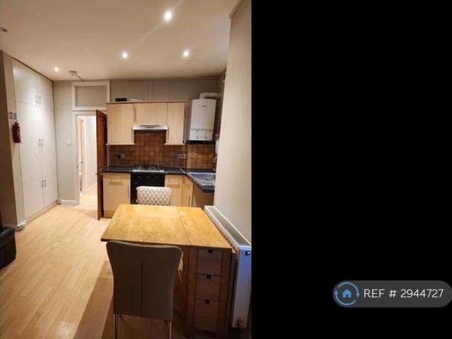 Apartment for rent in Streatham, Greater London