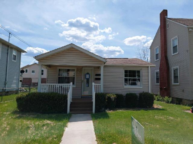 House for sale in Dunbar, West Virginia