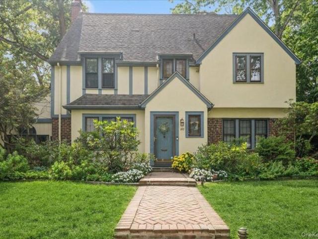 House for sale in Freeport, New York