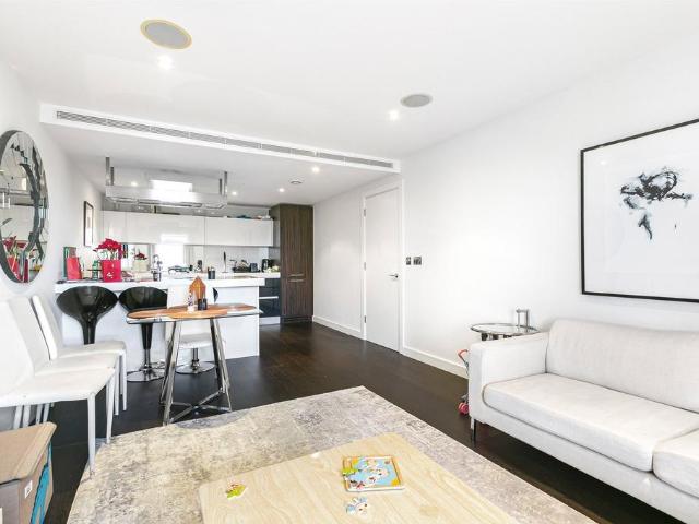 House for rent in Belgravia, Greater London