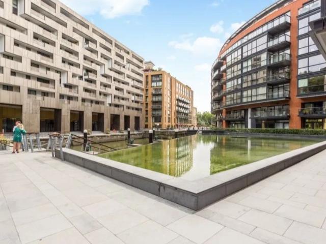 House for rent in Belgravia, Greater London