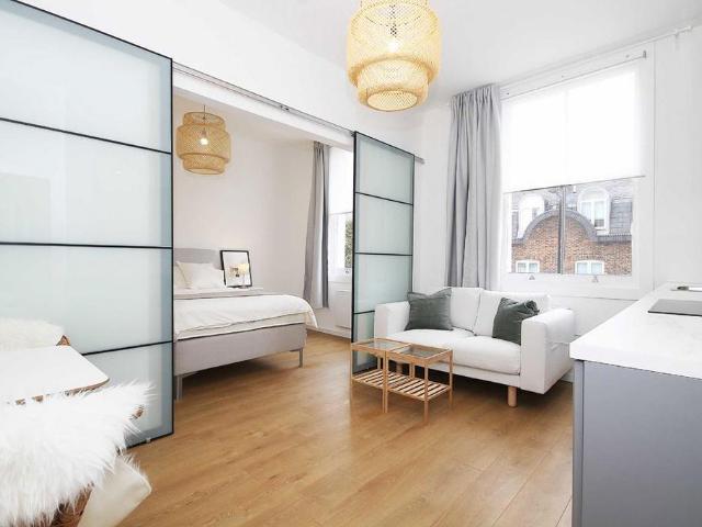 Apartment for rent in Fulham, Greater London