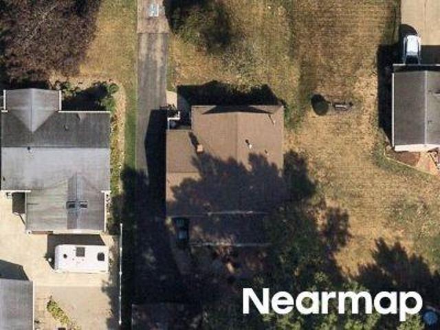 House for sale in Hubbard, Ohio