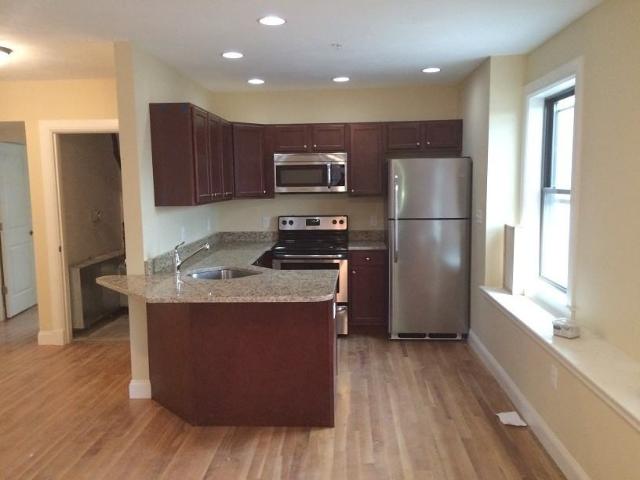 Apartment for rent in Lowell, Massachusetts