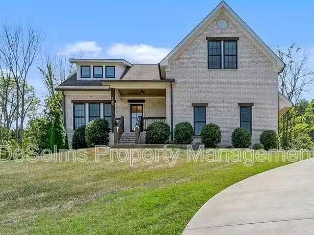 House for rent in Brentwood