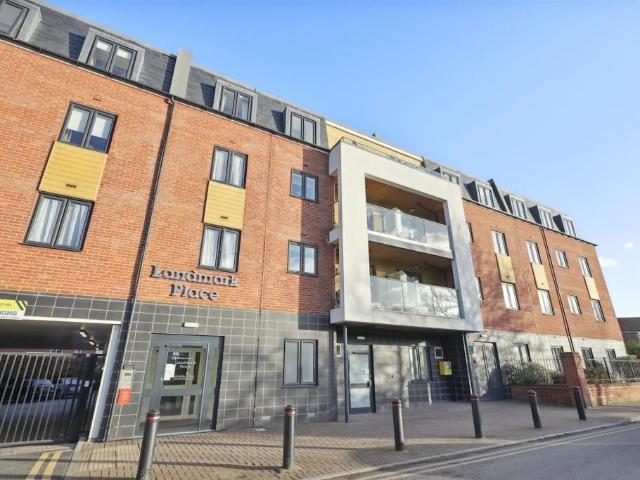 Apartment for rent in Denham