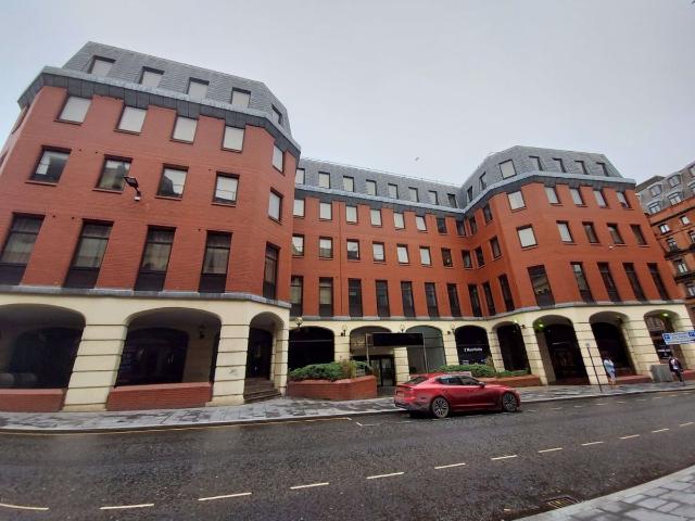 Studio for rent in Calderstones