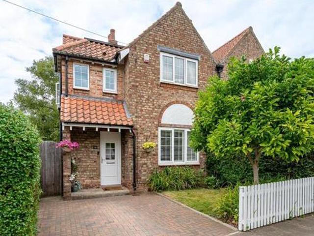 House for sale in Holgate, High Field