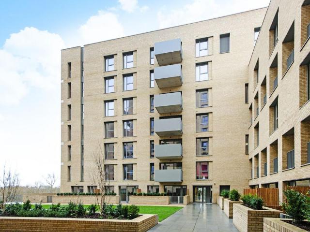 House for rent in West Hendon, The Hyde
