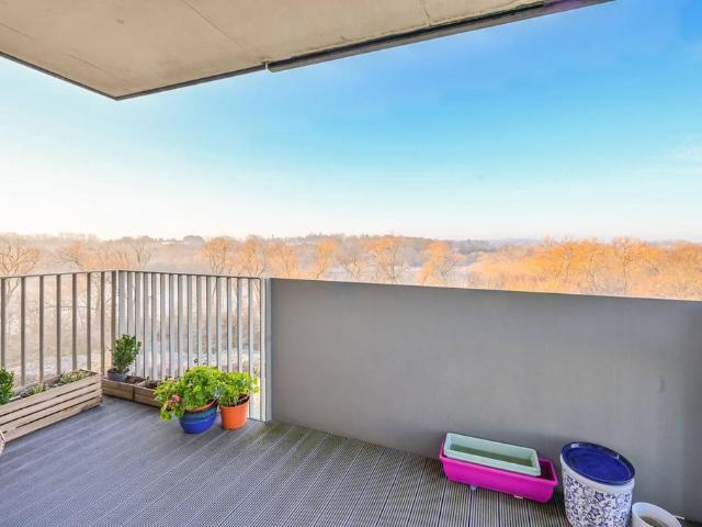 Apartment for rent in The Hyde, Greater London